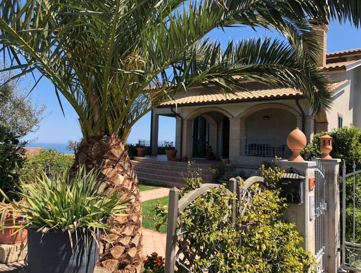 B&B La Palma San Costanzo Kültér fotó